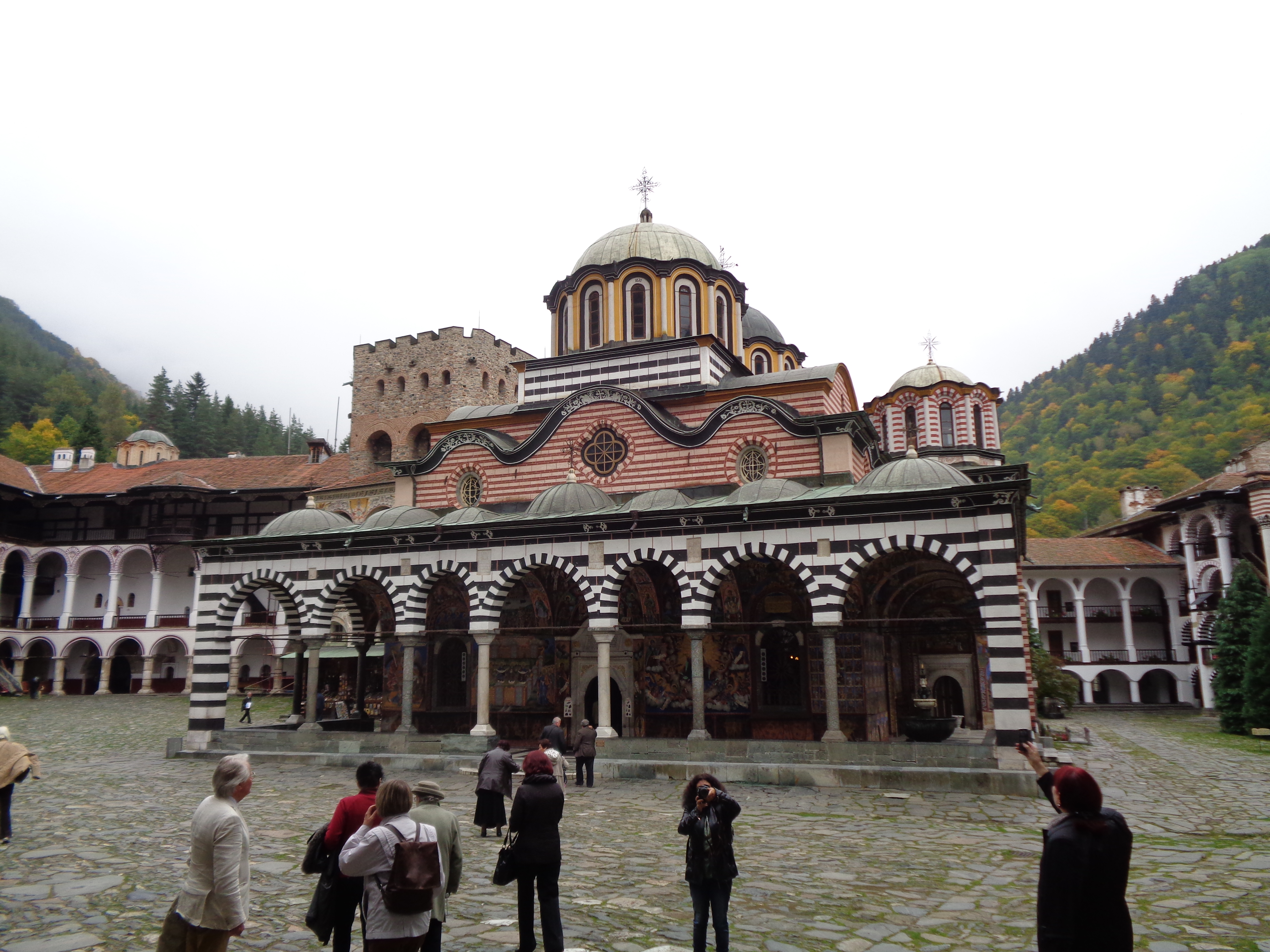 Die Klosterkirche des Klosters Rila, Republik Bulgarien, 2014